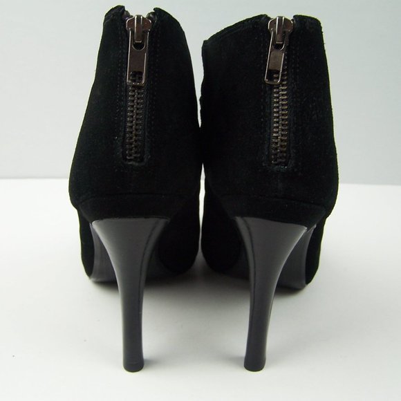 Steve Madden Women's Black Leather P-Hyper Bootie - Picture 2 of 6